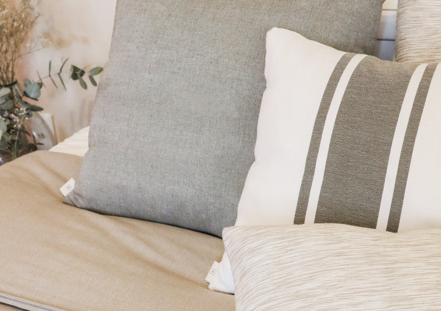 Peonia Cushion Cover