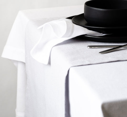 Magnolia Table Runner