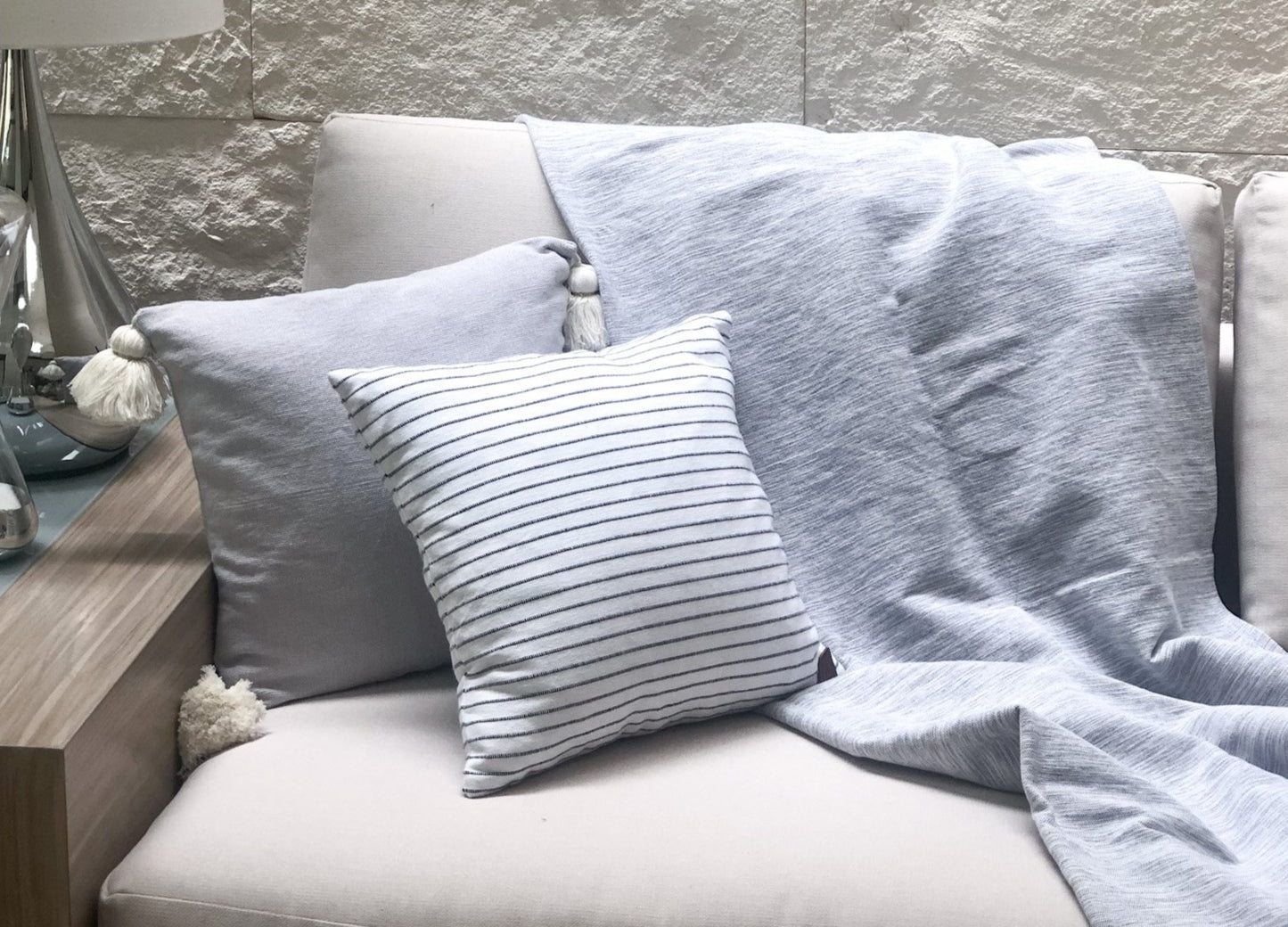Magnolia Regular Cushion Cover