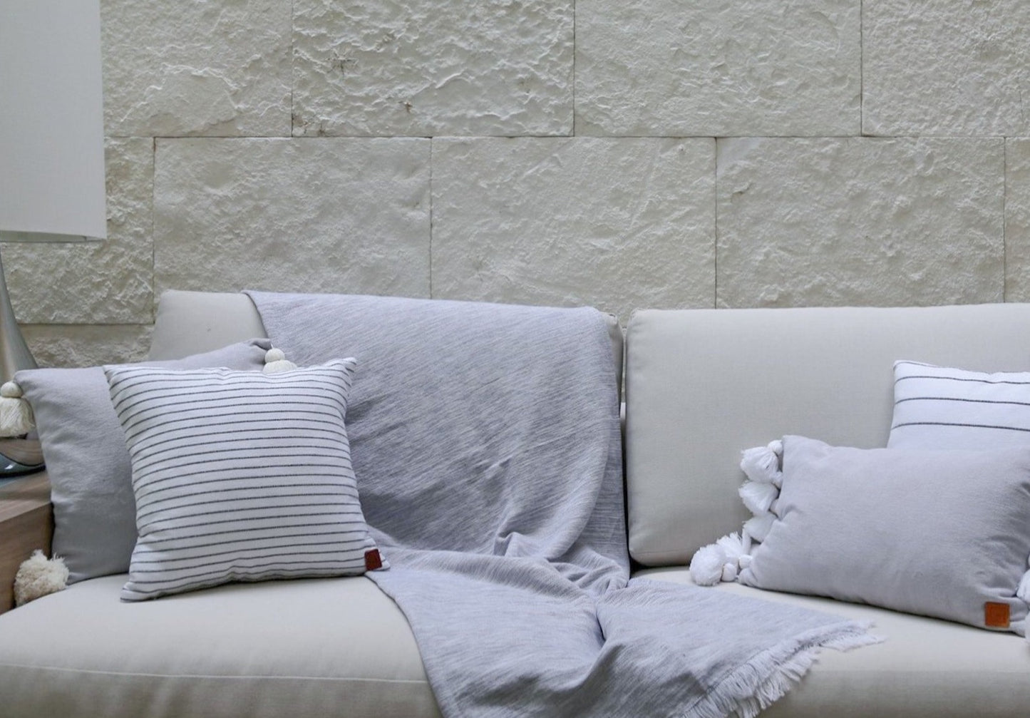 Magnolia Regular Cushion Cover